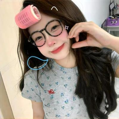 埃舍尔街的红色邮筒